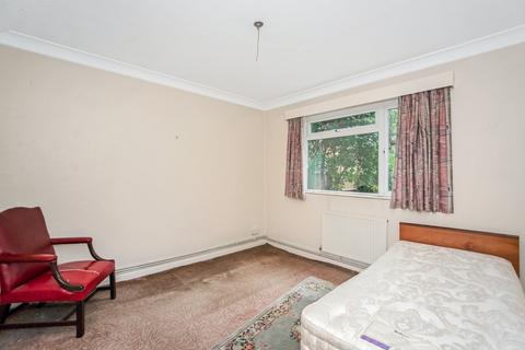 Flat 1, Kingates Court, 43 Wickham Road, Beckenham, BR3 6NB