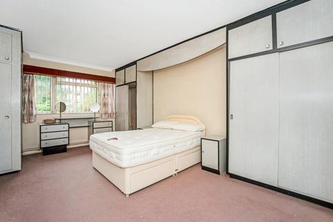 Flat 1, Kingates Court, 43 Wickham Road, Beckenham, BR3 6NB