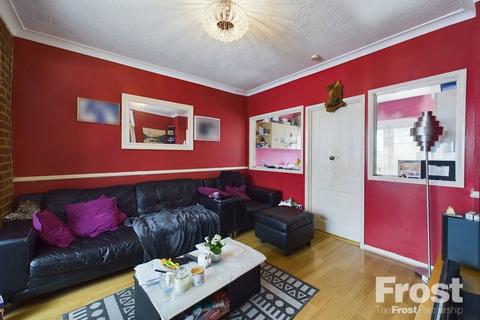 33 Westbourne Road, Feltham, TW13 4LX