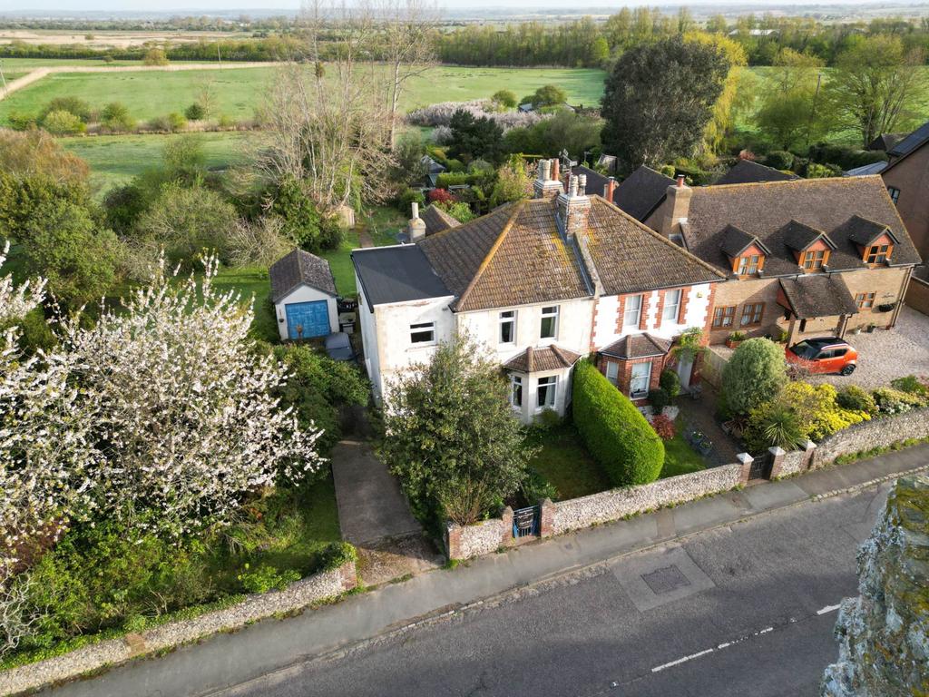Castle Road, Pevensey 4 bed semidetached house for sale £550,000