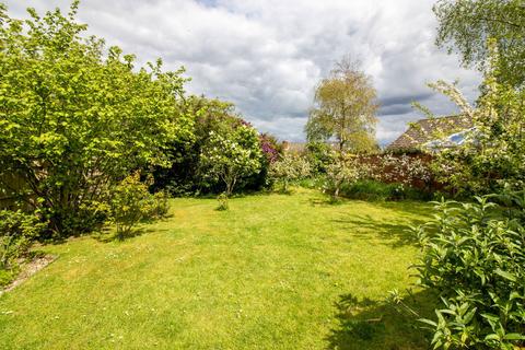 6 Bramble Hill, Alresford, SO24 9JY