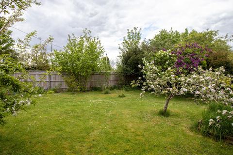 6 Bramble Hill, Alresford, SO24 9JY