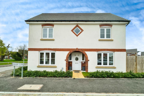 3 bedroom semi-detached house for sale, Bowlers Close, Telford TF1