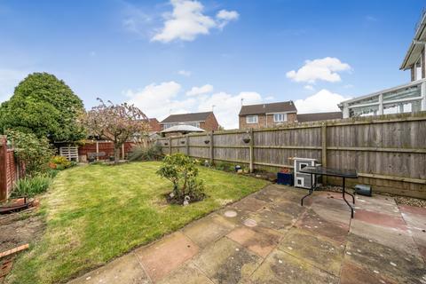 2 bedroom semi-detached house for sale, Alma Park Close, Grantham, Lincolnshire, NG31
