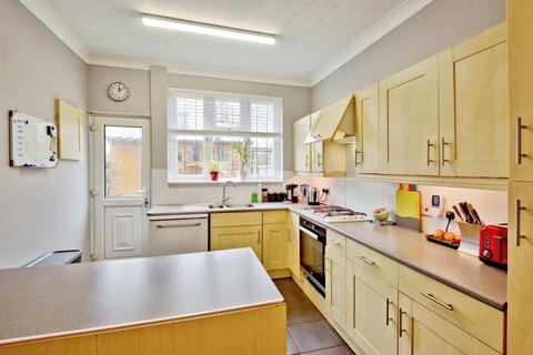 26 Beresford Road, Southend-on-sea, SS1 2TW