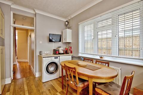 26 Beresford Road, Southend-on-sea, SS1 2TW