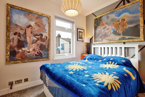 26 Beresford Road, Southend-on-sea, SS1 2TW