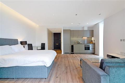 Studio to rent, Cashmere House, Leman Street, London, E1