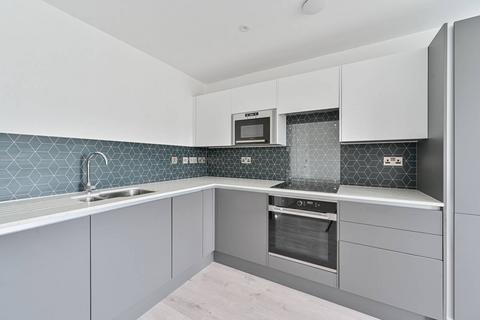 2 bedroom flat to rent, Clapham Road, Brixton, SW9