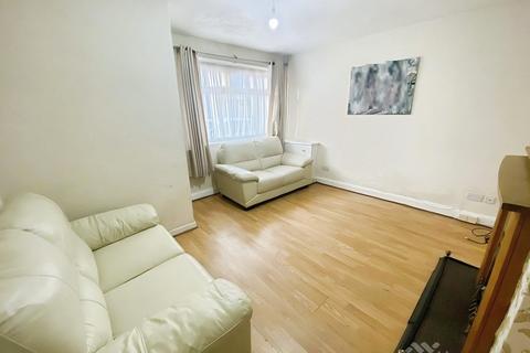 2 bedroom terraced house to rent, Seaforth Road, Liverpool, L21