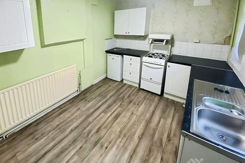 2 bedroom terraced house to rent, Seaforth Road, Liverpool, L21