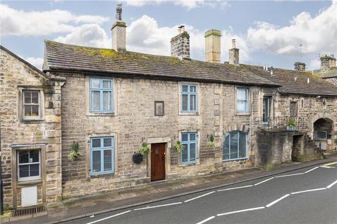 4 bedroom house for sale, Main Street, Addingham, Ilkley, West Yorkshire, LS29