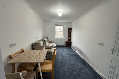 3 bedroom apartment to rent, Richley House, Mannington Place