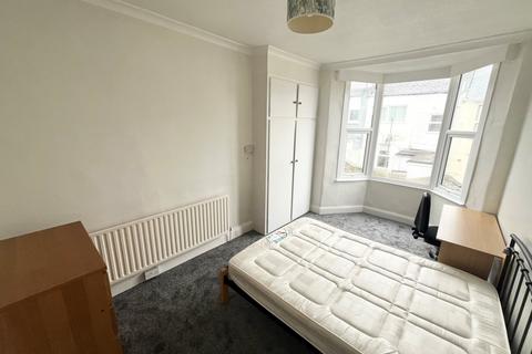 4 bedroom house share to rent, Durham Avenue, Plymouth PL4