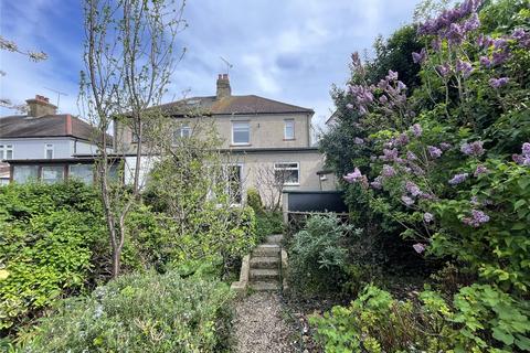 20 Balmoral Avenue, Stanford-le-hope, SS17 7BD