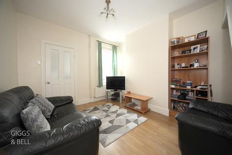 2 bedroom terraced house for sale, Luton, Bedfordshire, LU1