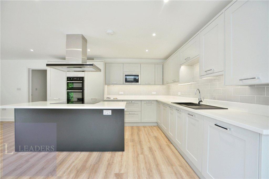 Kitchen/Living Area