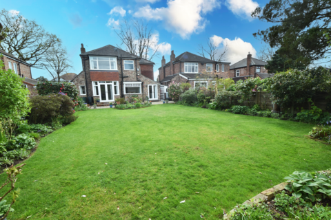 4 bedroom detached house for sale, Thirlmere Road, Flixton, M41