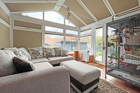 1 Gresham Drive, Northampton, NN4 9SB