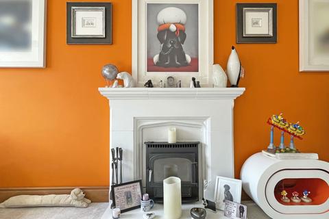1 Gresham Drive, Northampton, NN4 9SB