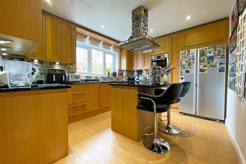 1 Gresham Drive, Northampton, NN4 9SB