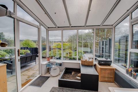 10 Westfields, Catshill, Bromsgrove, B61 9HJ