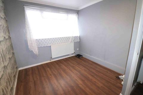 2 bedroom flat to rent, Shirley Lodge, Sydenham