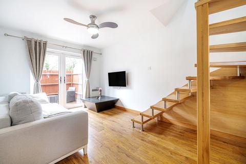 1 bedroom terraced house for sale, Newcourt, Uxbridge, Middlesex