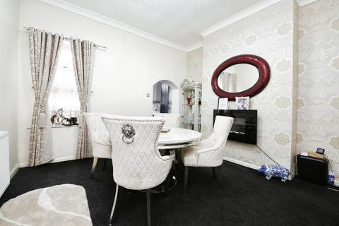 2 bedroom semi-detached house to rent, Wales Street, Darlington DL3