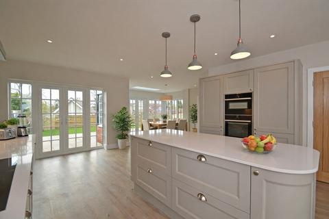 4 bedroom detached house for sale, Harborough Hill, West Chiltington, West Sussex, RH20