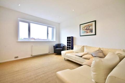 2 bedroom apartment for sale, Chiswick Road, London, W4