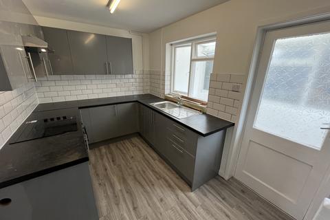 2 bedroom semi-detached house to rent, Halton Road, Spilsby PE23