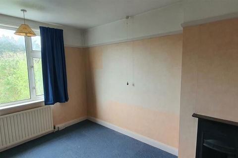 3 bedroom semi-detached house for sale, Eastfield Road, Wellingborough, Wellingborough, NN8 1QX