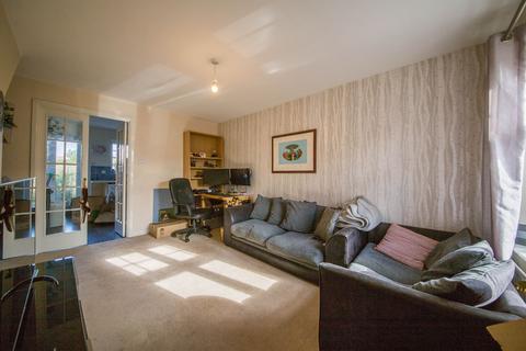 2 bedroom property to rent, Brotherton Way, Newton-Le-Willows, WA12