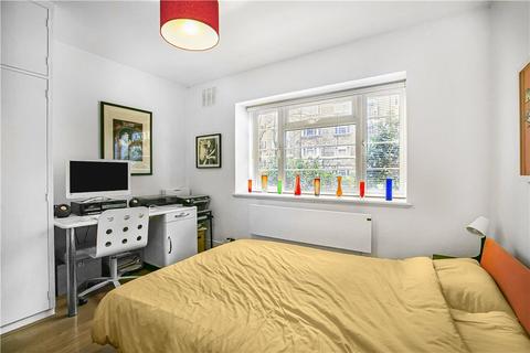 2 bedroom apartment for sale, Streatham High Road, London, SW16