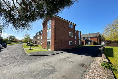 2 bedroom ground floor flat for sale, Brentwood Court, Southport, PR9 9JW