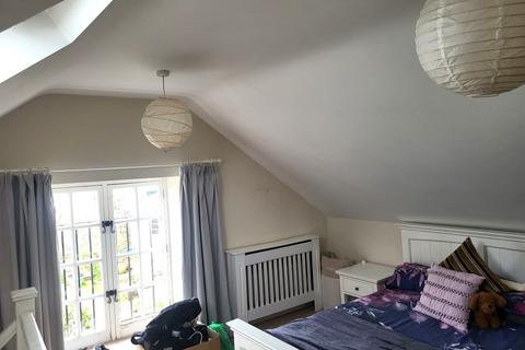 1 bedroom maisonette to rent, The Square, Beaminster DT8