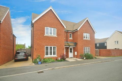 3 bedroom semi-detached house for sale, Foxglove Avenue, Newland Spring