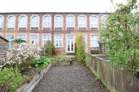 2 bedroom terraced house to rent, Hayford Mills, Cambusbarron, Stirling, Stirlingshire, FK7