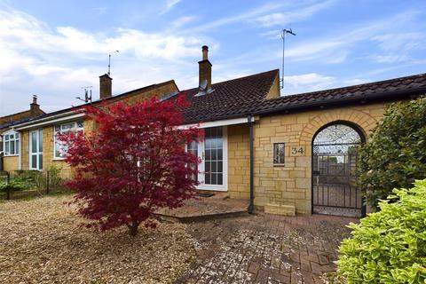 2 bedroom bungalow for sale, Paynes Meadow, Whitminster, Gloucester, Gloucestershire, GL2