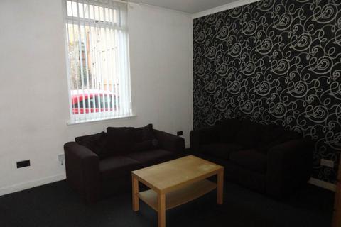 1 bedroom flat to rent, 14 Flat A Stirling Street, ,