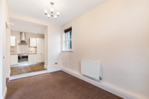 3 bedroom flat for sale, Jackson Walk, Menston, Ilkley, West Yorkshire, LS29