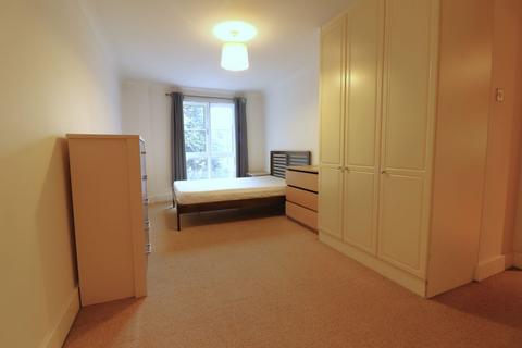 2 bedroom flat to rent, Roberts Court, Essex Road, London, N1