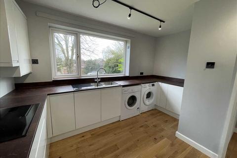 2 bedroom apartment to rent, Chadley Close, Solihull