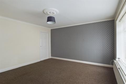 3 bedroom property to rent, Galsworthy Road, South Shields