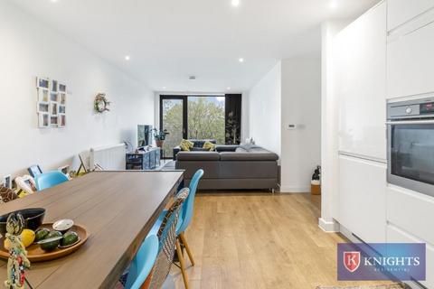 2 bedroom apartment for sale, Lapwing Heights, Tottenham Hale Village , London, N17