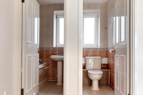 10, Asheldon House Asheldon Road, Torquay, TQ1 2QR