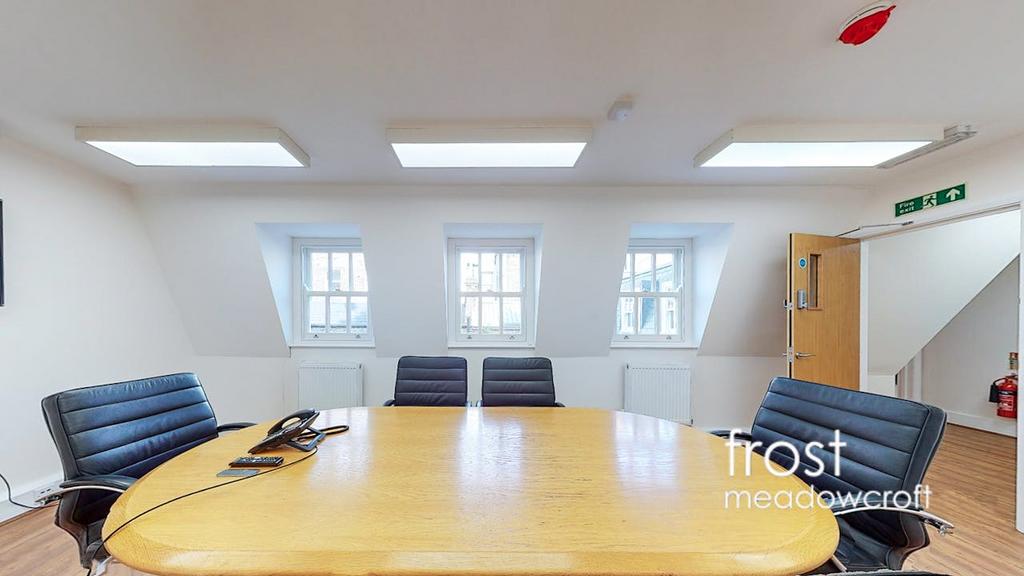 London Mews Paddington W2 Office to let 4.jpg