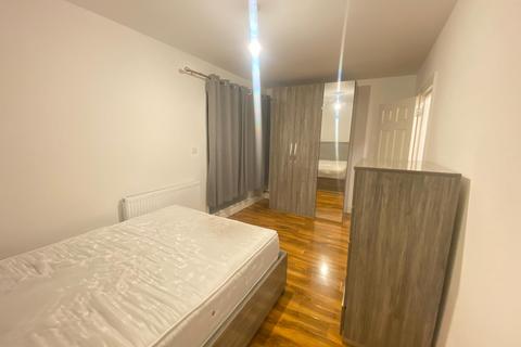 1 bedroom flat to rent, 172 High Street, Hounslow TW3