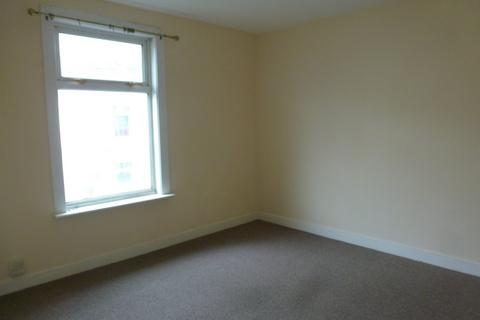 2 bedroom terraced house to rent, Saxton Street Gillingham ME7